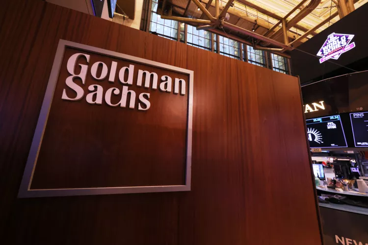 GOLDMAN SACHS FAİZ İNDİRİM TAHMİNİNİ ÖNE ÇEKTİ